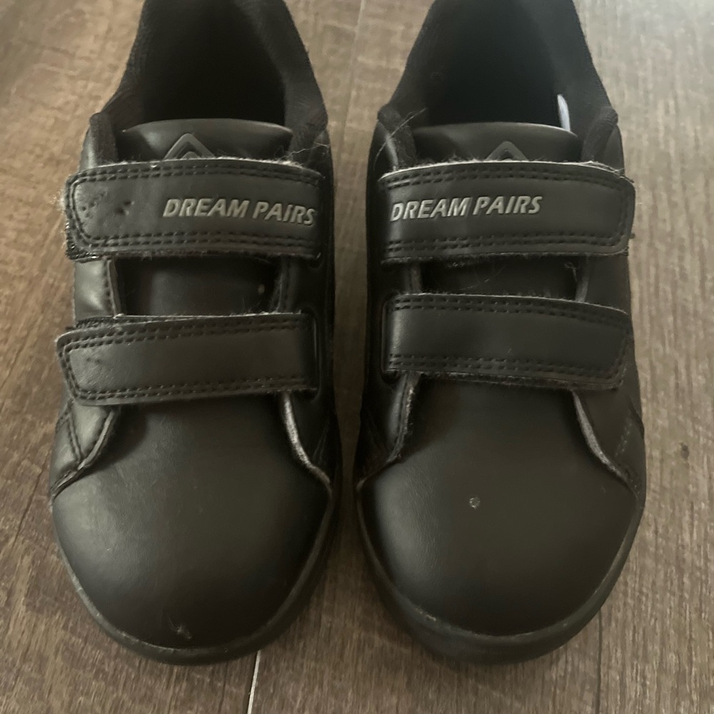 Dream pairs boys sneakers 13